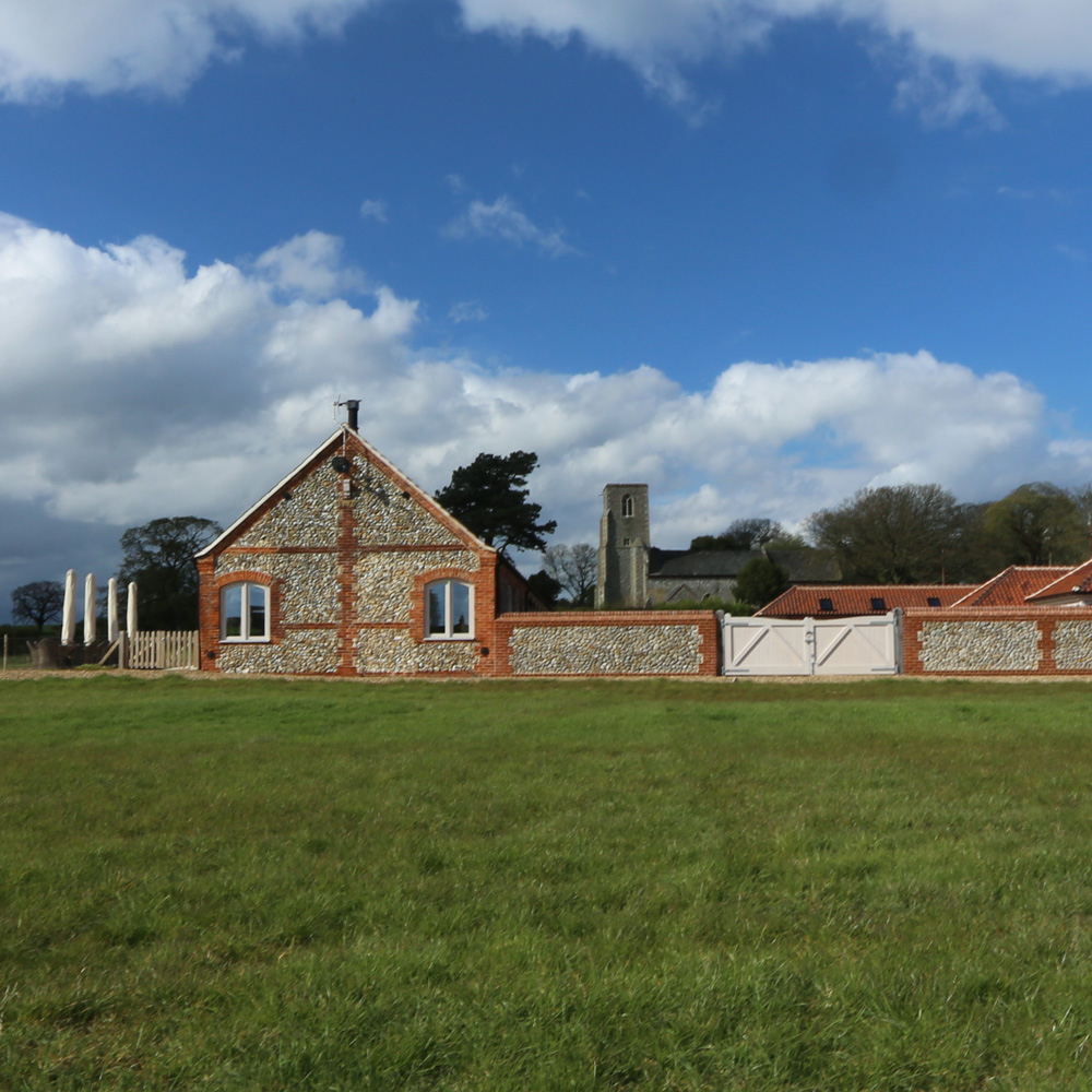 Brazenhall Barns - The Barn