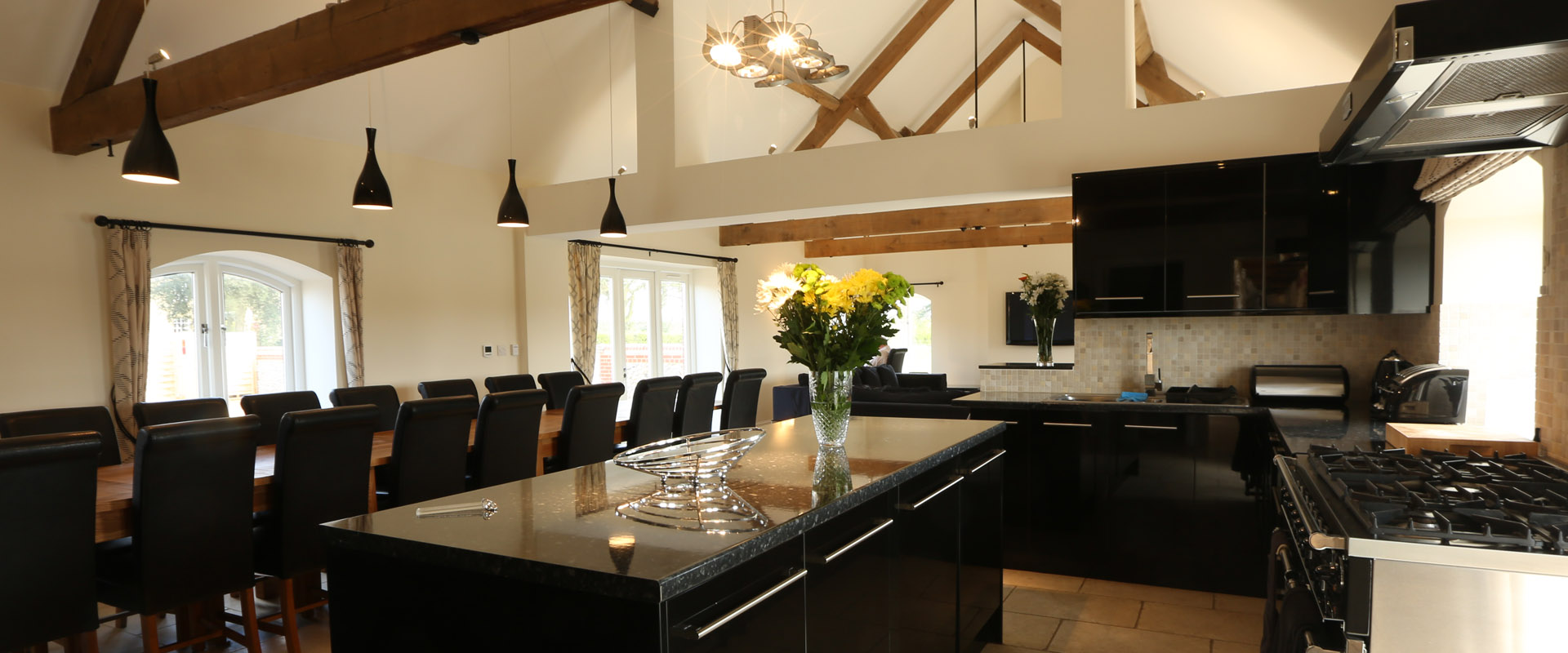 The Barn - Kitchen and Dining Area