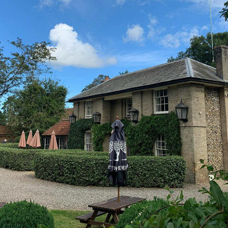 The Kings Head garden